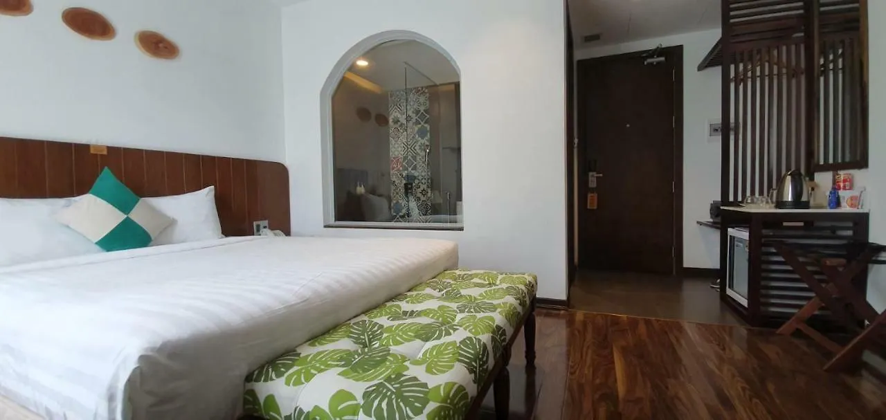 ***  Santori Hotel Da Nang Bay Vietnam